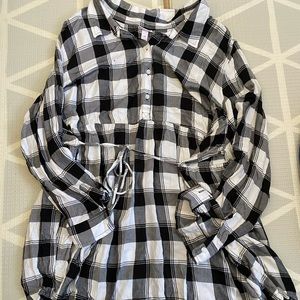 Maternity flannel plaid tunic
